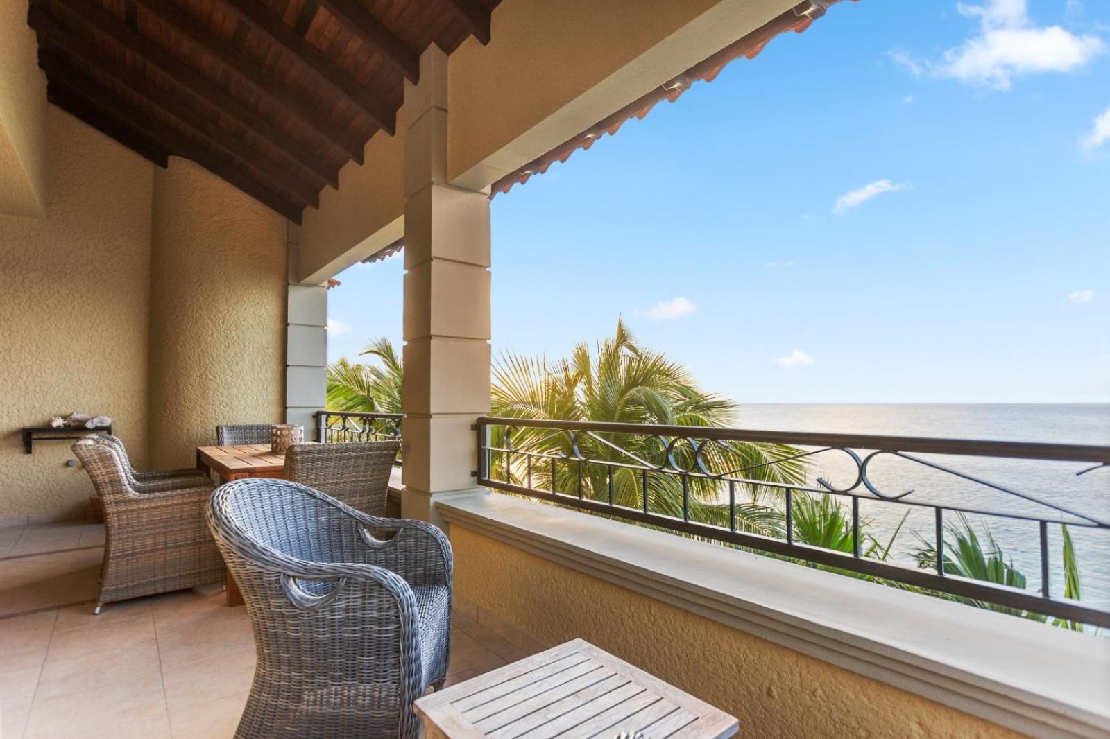The Bellafonte - Luxury Oceanfront Hotel Kralendijk Dış mekan fotoğraf